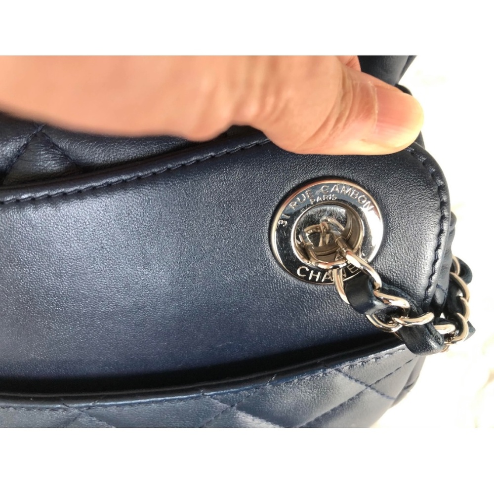 Authentic Chanel with receipt - Picture 3 of 8